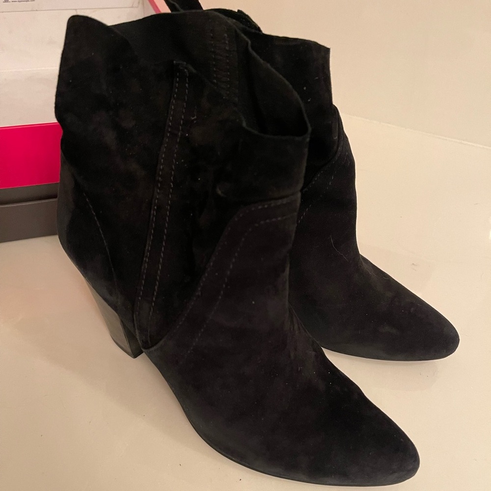 Ankle Mid Boots